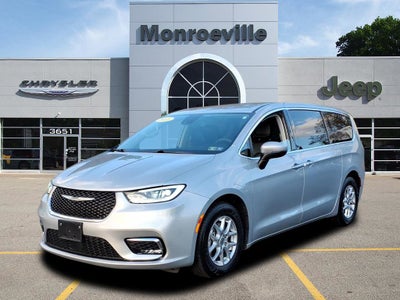 2023 Chrysler Pacifica Touring L