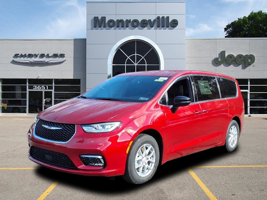 2026 Chrysler Pacifica Select