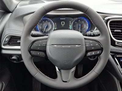 2027 Chrysler Pacifica Limited