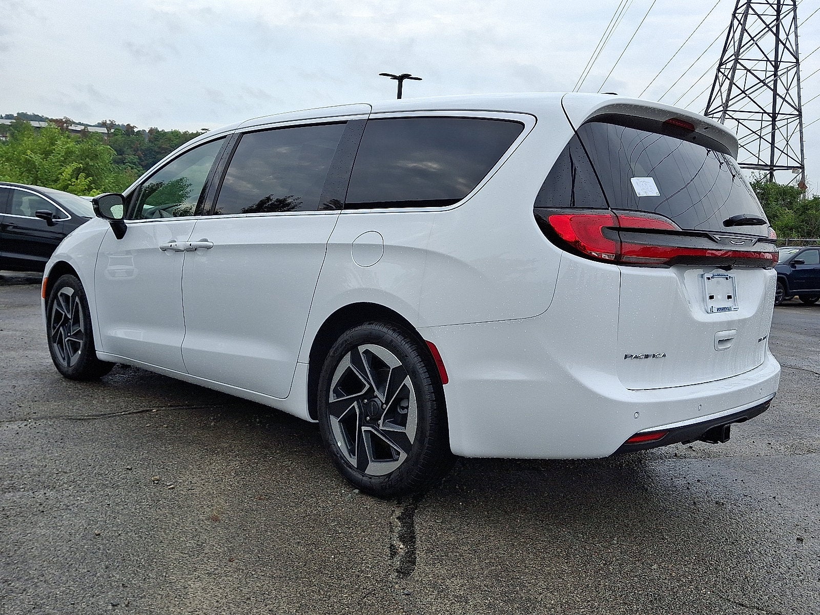 2027 Chrysler Pacifica Limited