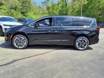 2027 Chrysler Pacifica Limited