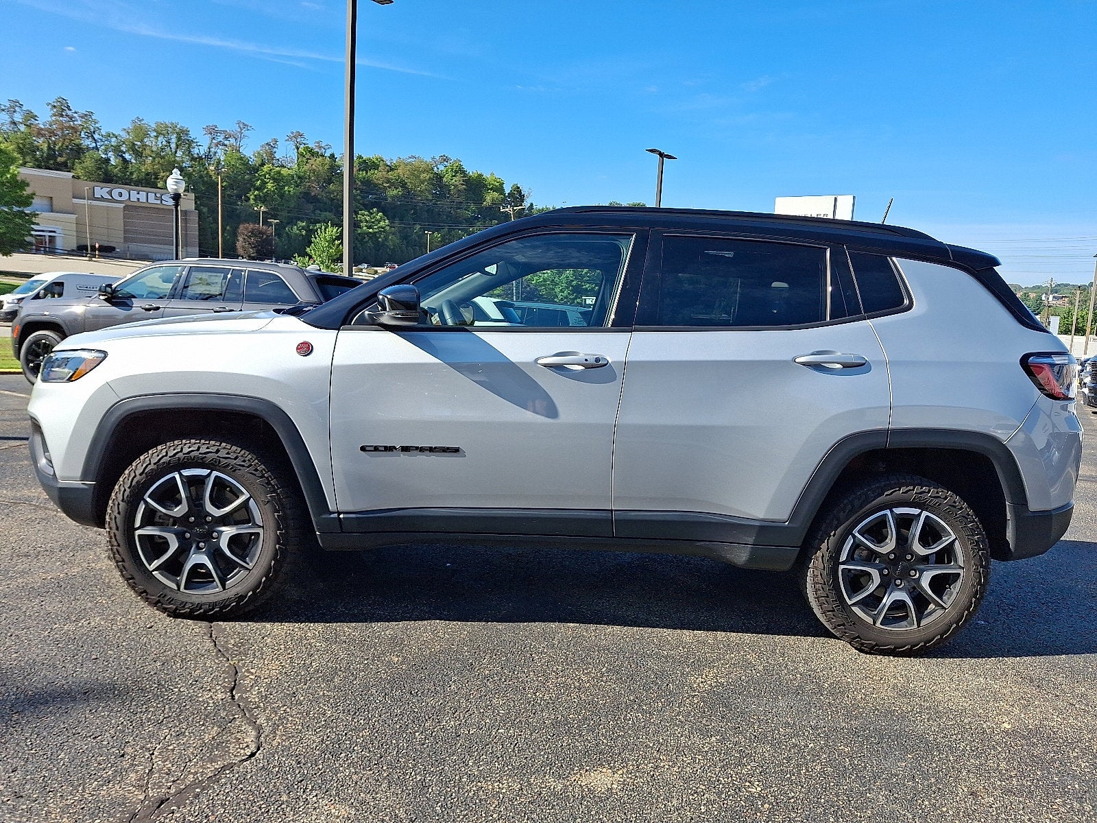 2024 Jeep Compass Trailhawk