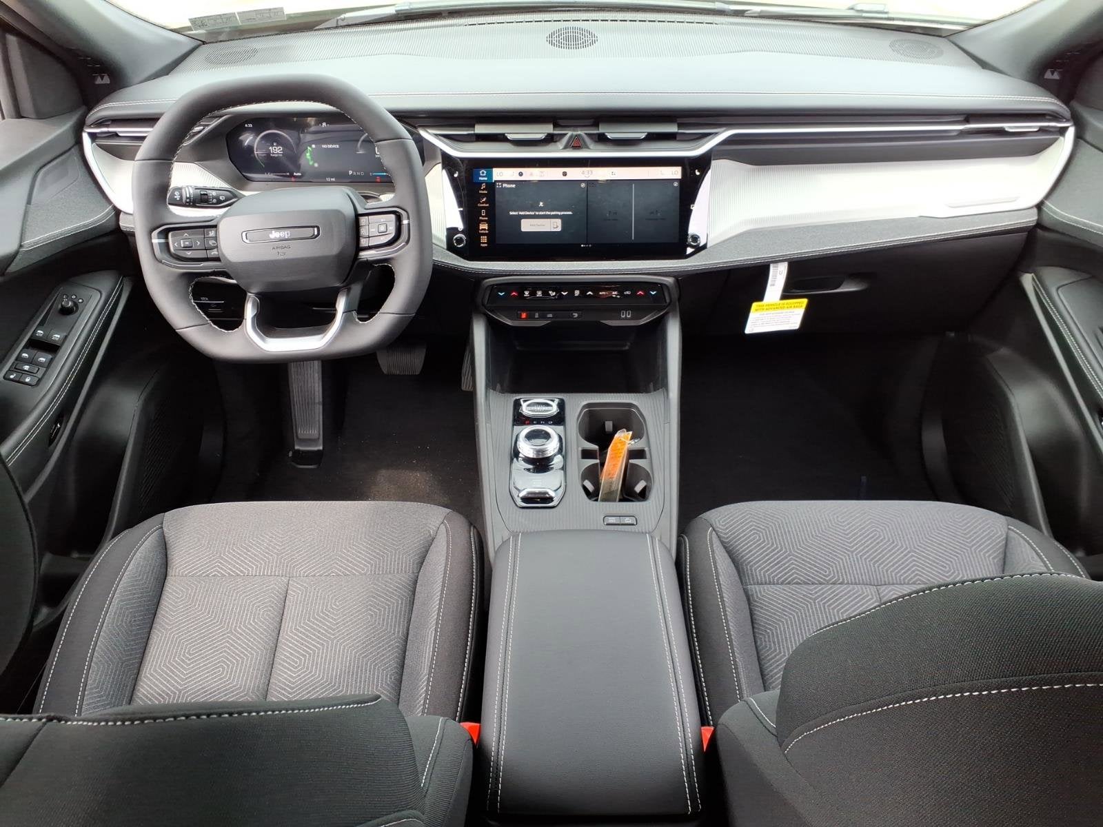 2026 Jeep Cherokee Laredo