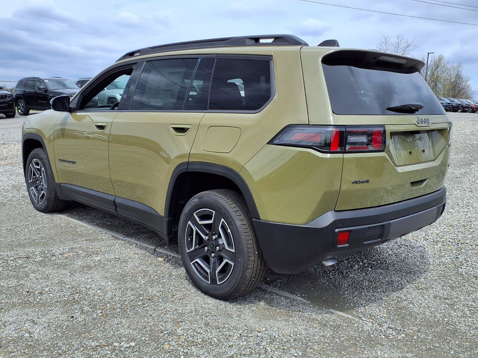 2026 Jeep Cherokee Laredo