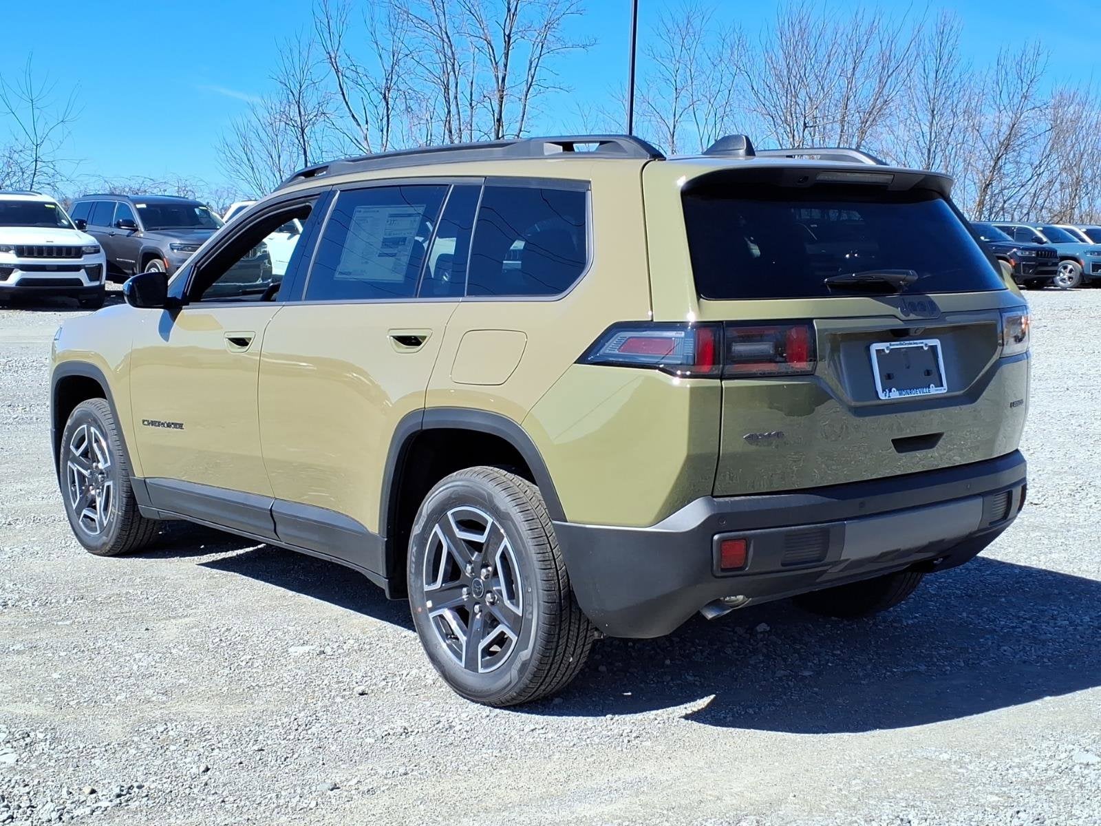 2026 Jeep Cherokee Laredo