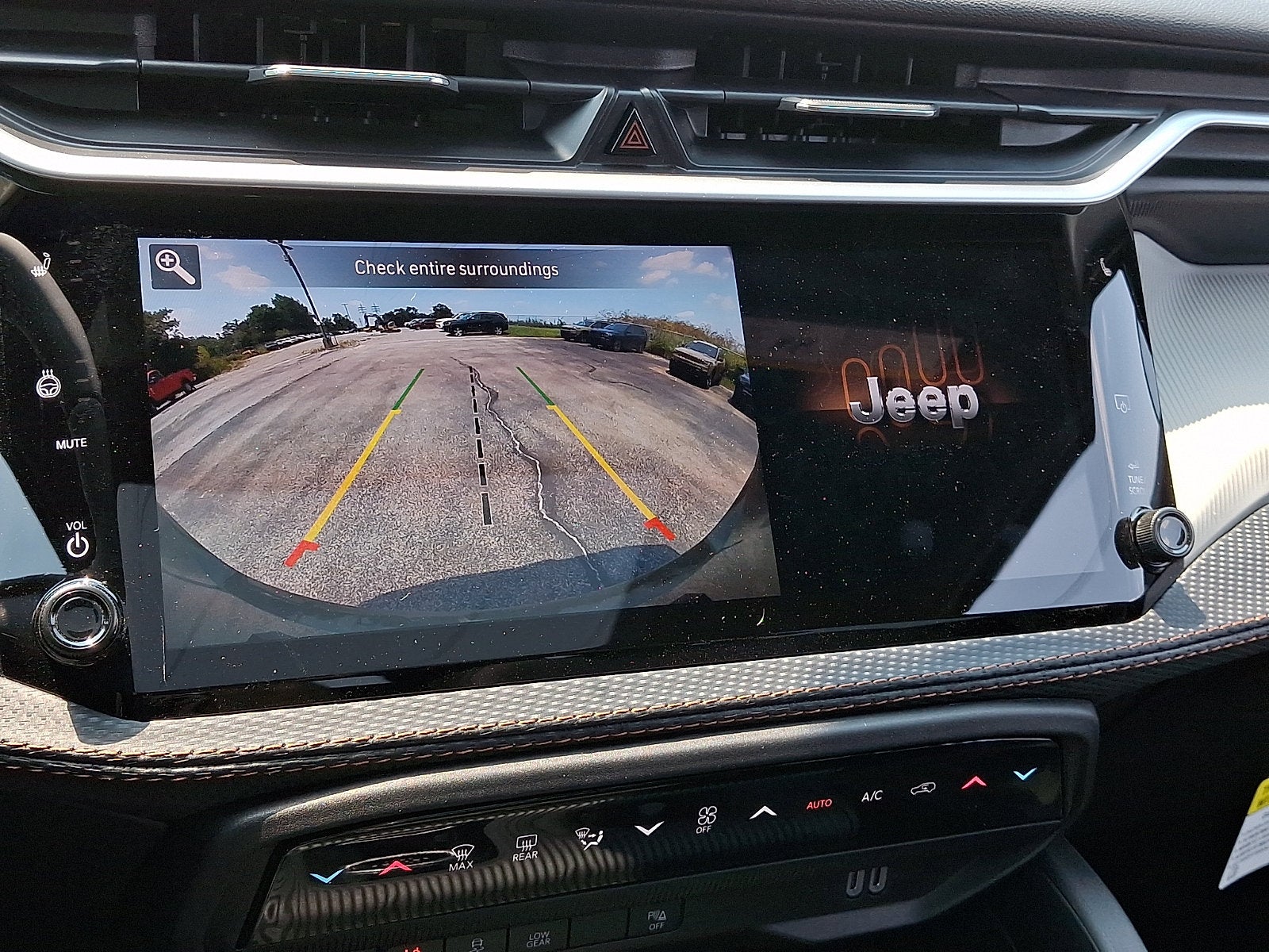 2026 Jeep Cherokee Hybrid Limited
