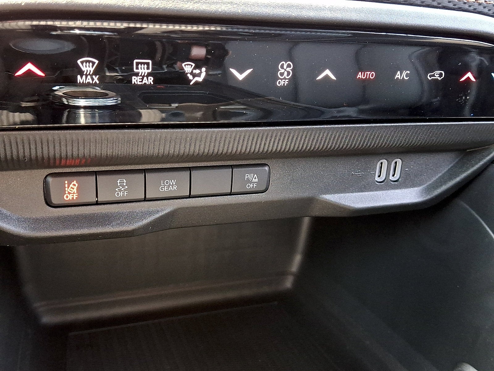 2026 Jeep Cherokee Hybrid Limited