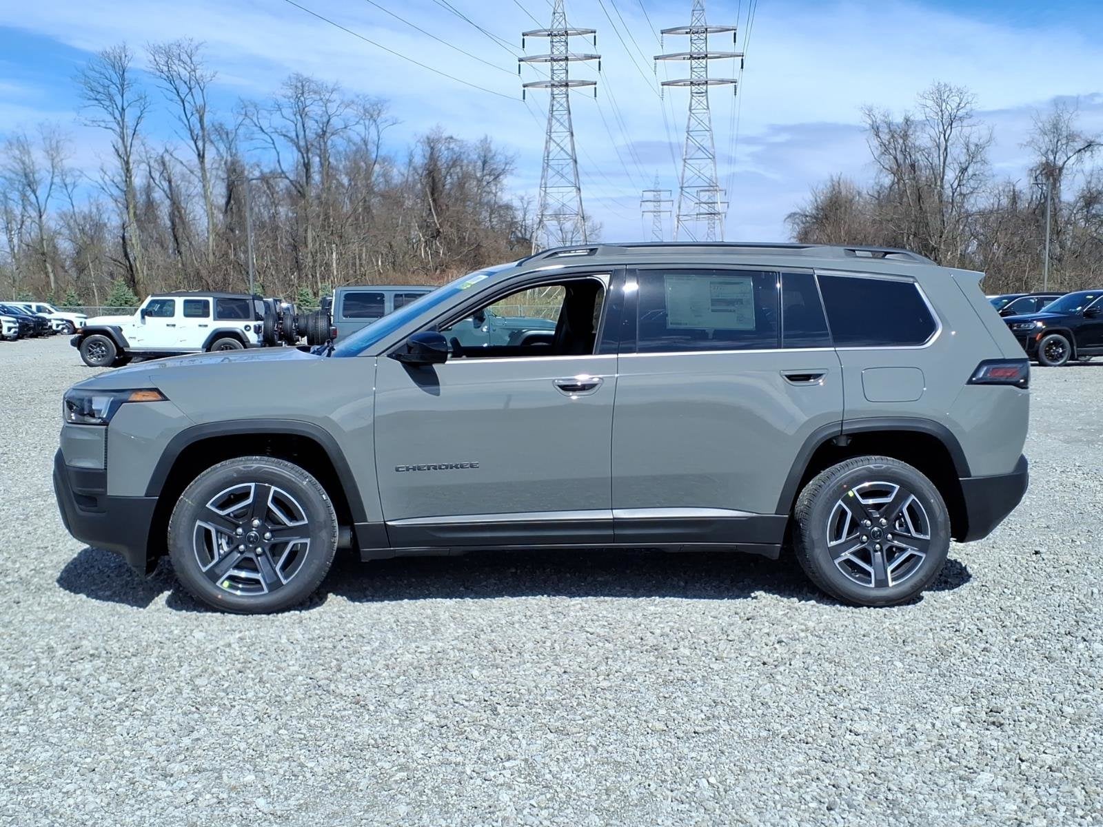 2026 Jeep Cherokee Laredo
