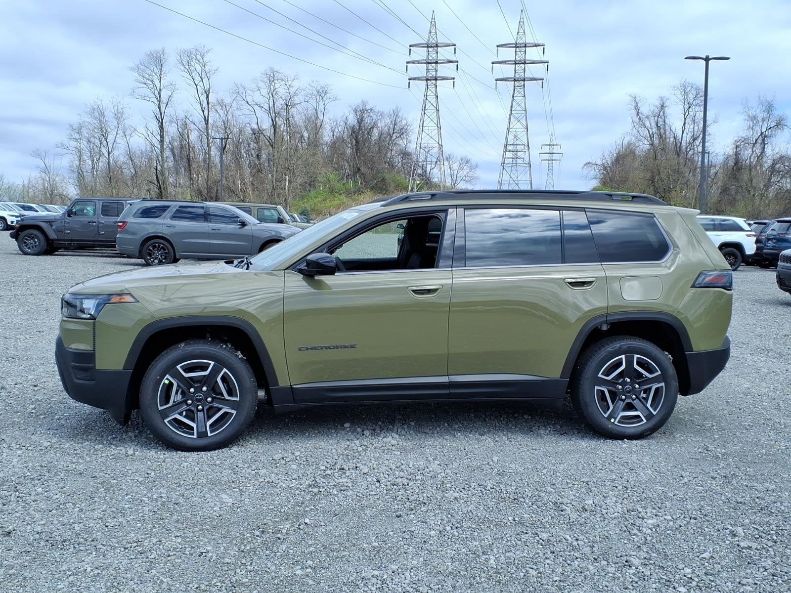 2026 Jeep Cherokee Laredo