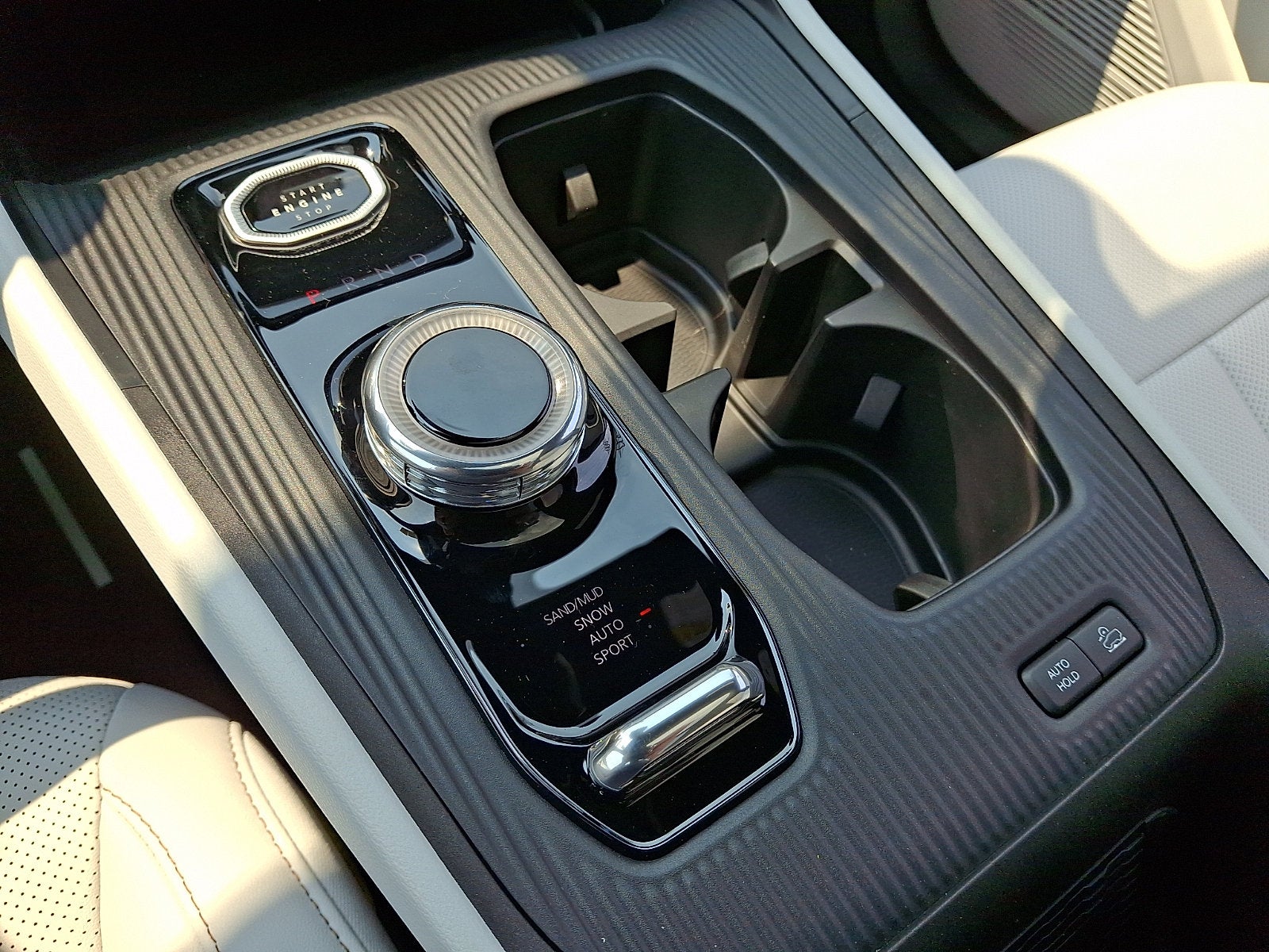 2026 Jeep Cherokee Hybrid Limited
