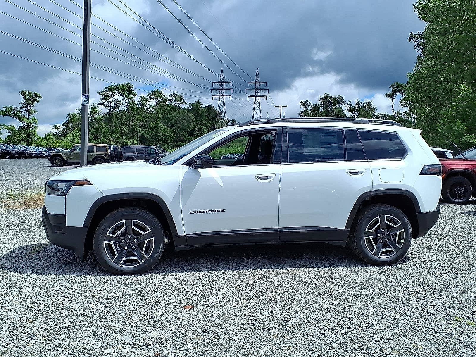 2026 Jeep Cherokee Laredo