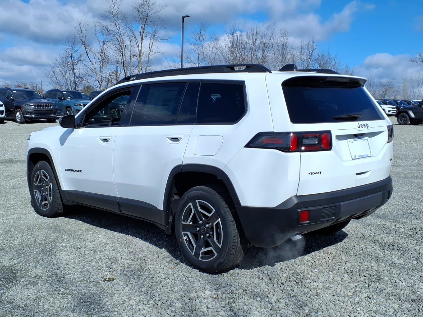 2026 Jeep Cherokee Laredo