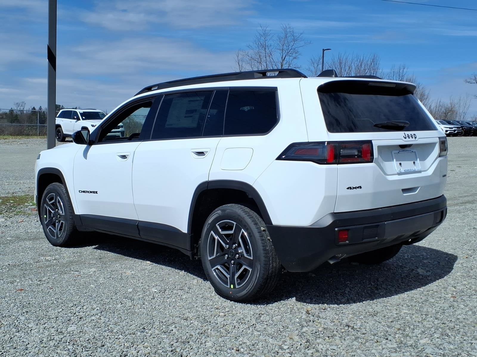 2026 Jeep Cherokee Laredo