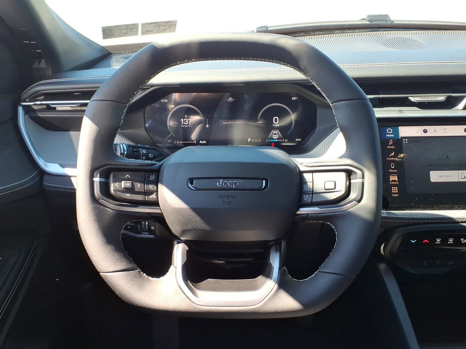 2026 Jeep Cherokee Laredo