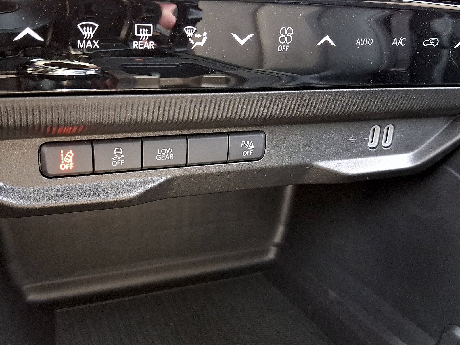 2026 Jeep Cherokee Hybrid Limited