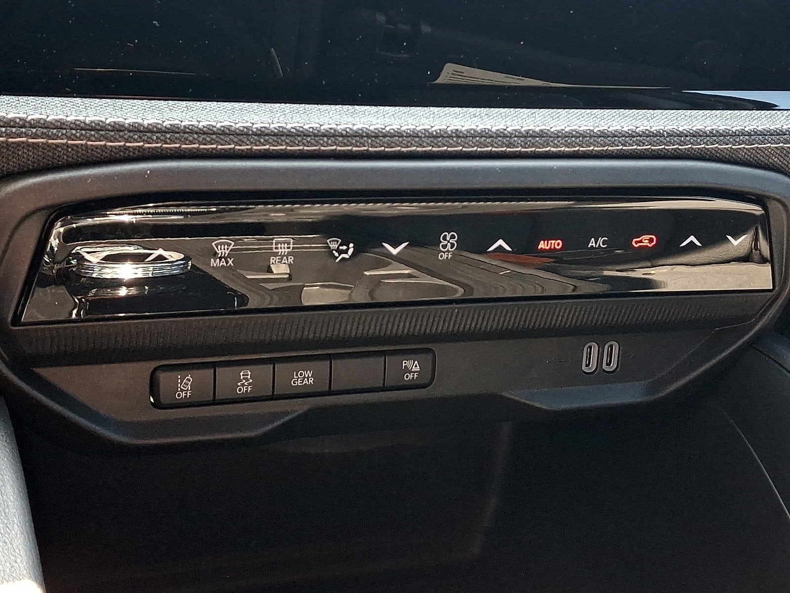 2026 Jeep Cherokee Hybrid Laredo