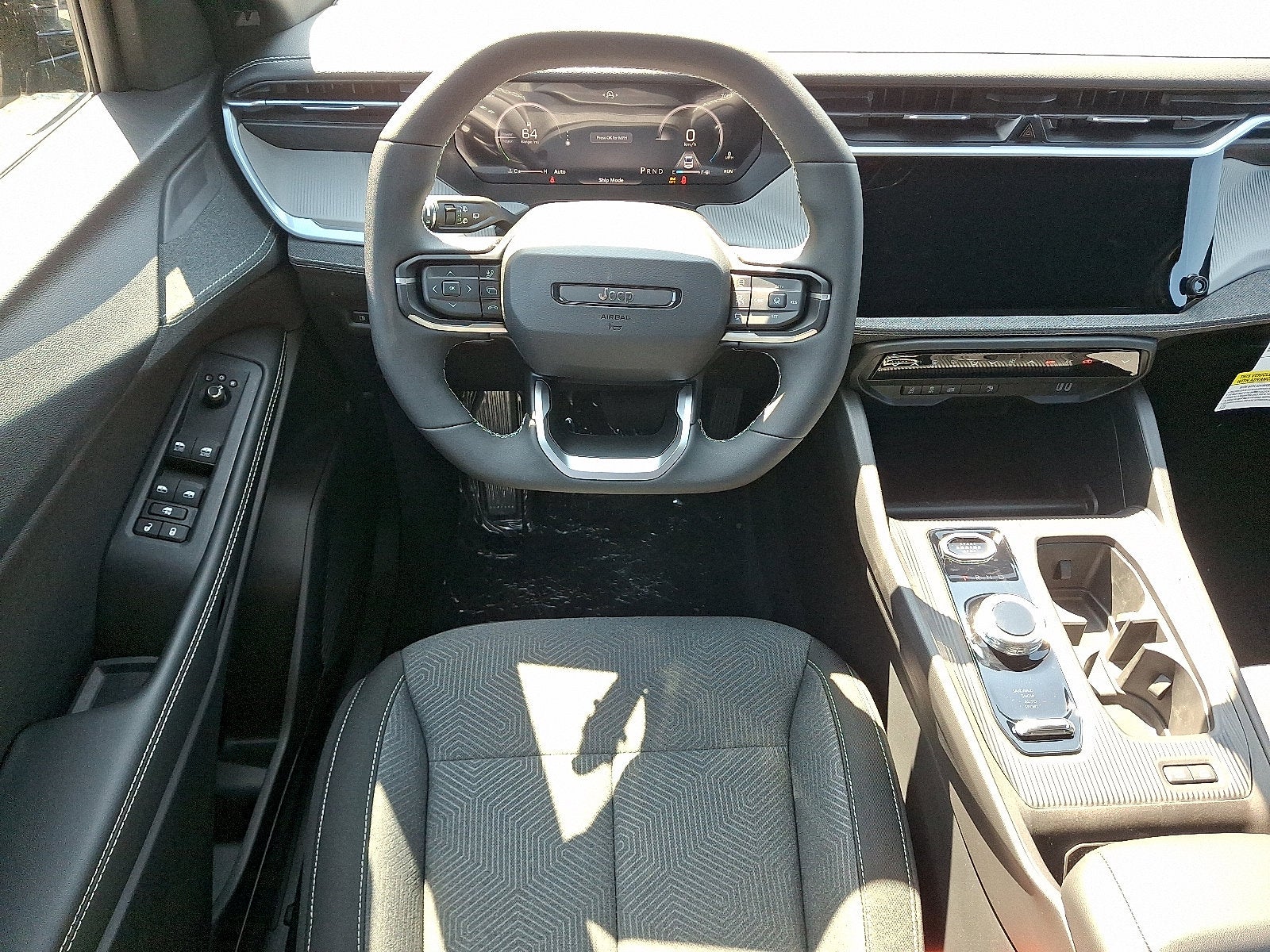 2026 Jeep Cherokee Hybrid Laredo
