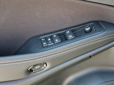 2026 Jeep Cherokee Hybrid Laredo