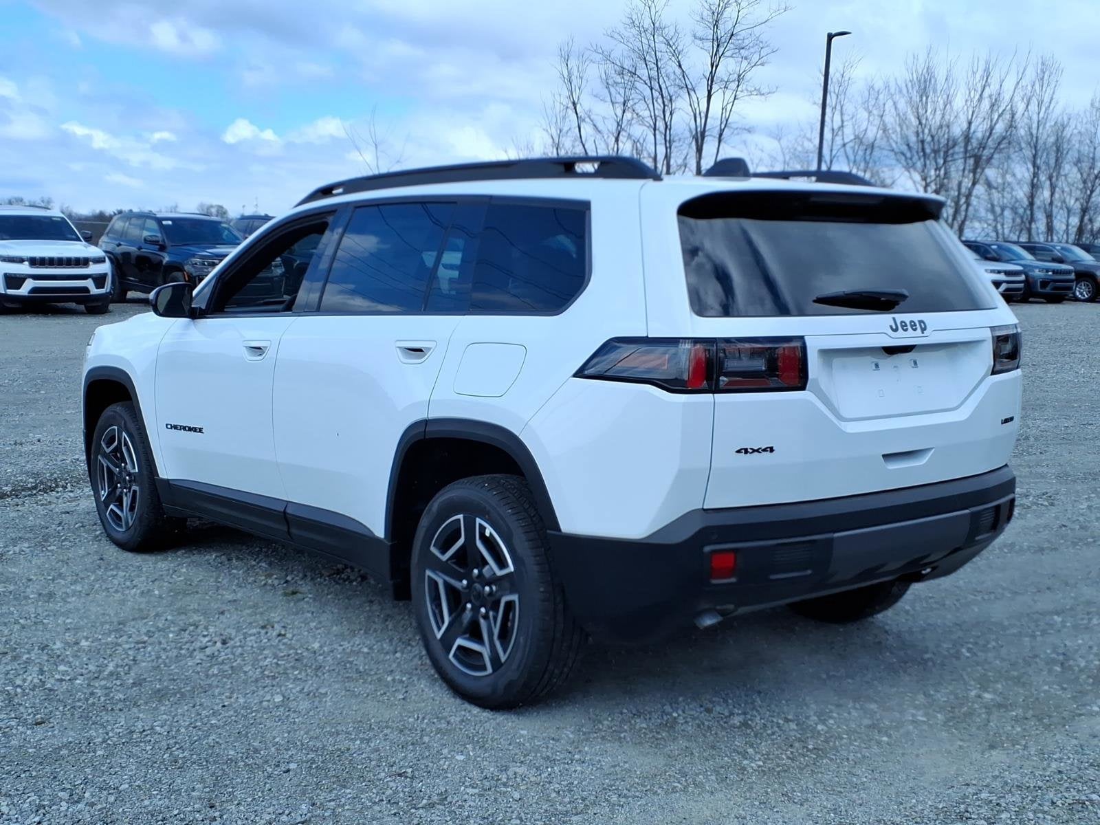 2026 Jeep Cherokee Laredo