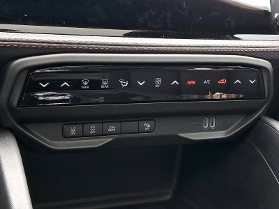 2026 Jeep Cherokee Hybrid Overland