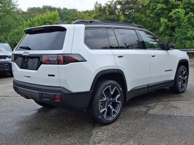 2026 Jeep Cherokee Hybrid Overland