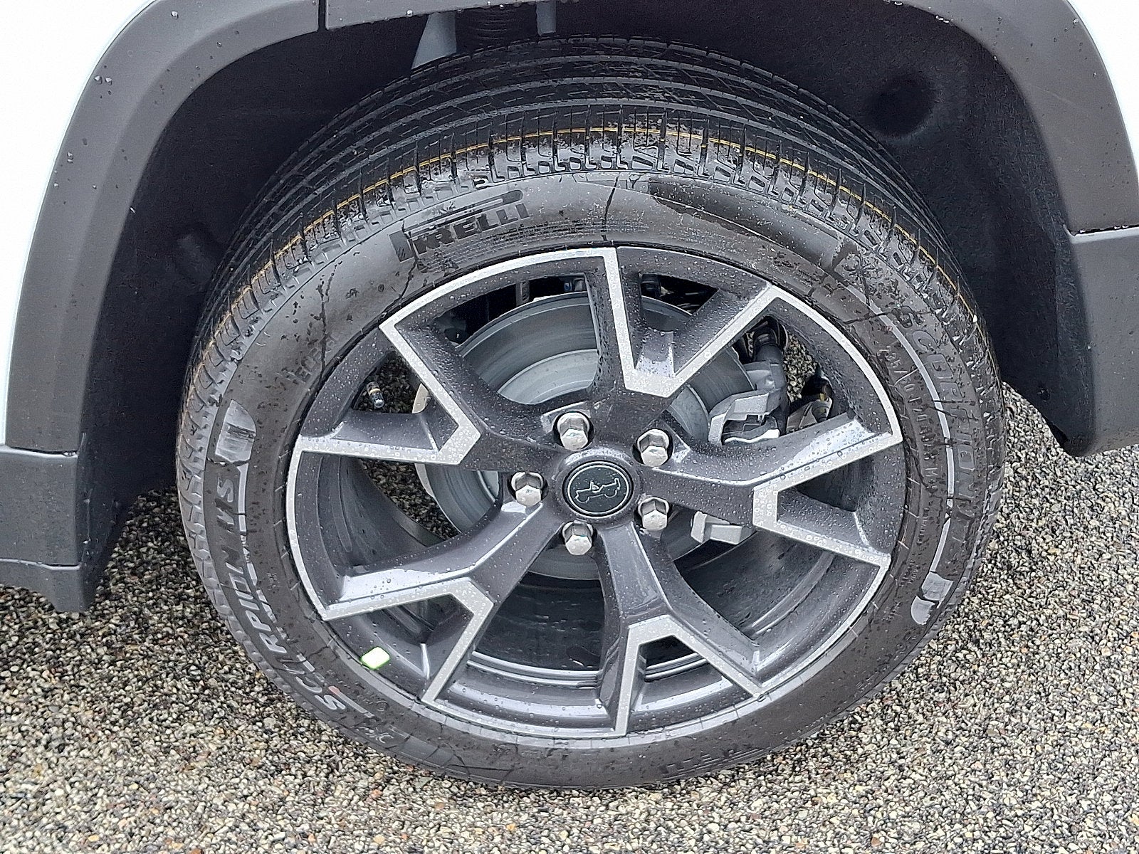 2026 Jeep Cherokee Hybrid Overland
