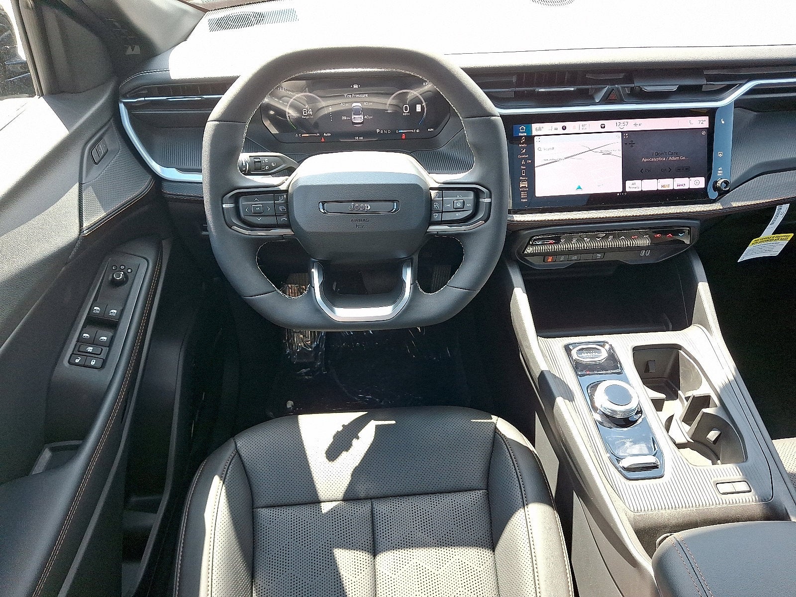 2026 Jeep Cherokee Hybrid Overland