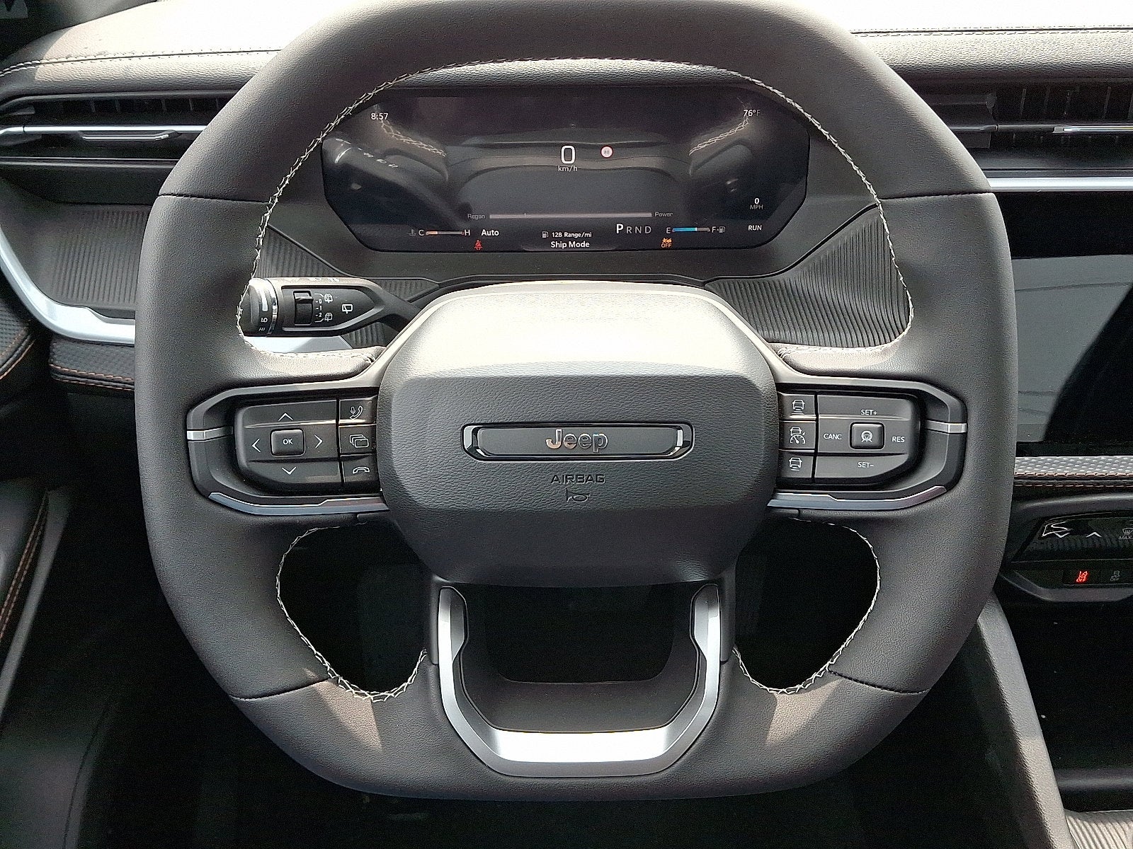 2026 Jeep Cherokee Hybrid Overland