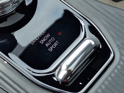 2026 Jeep Cherokee Hybrid Overland