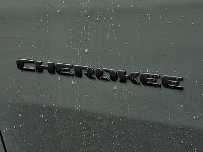 2026 Jeep Cherokee Hybrid Overland