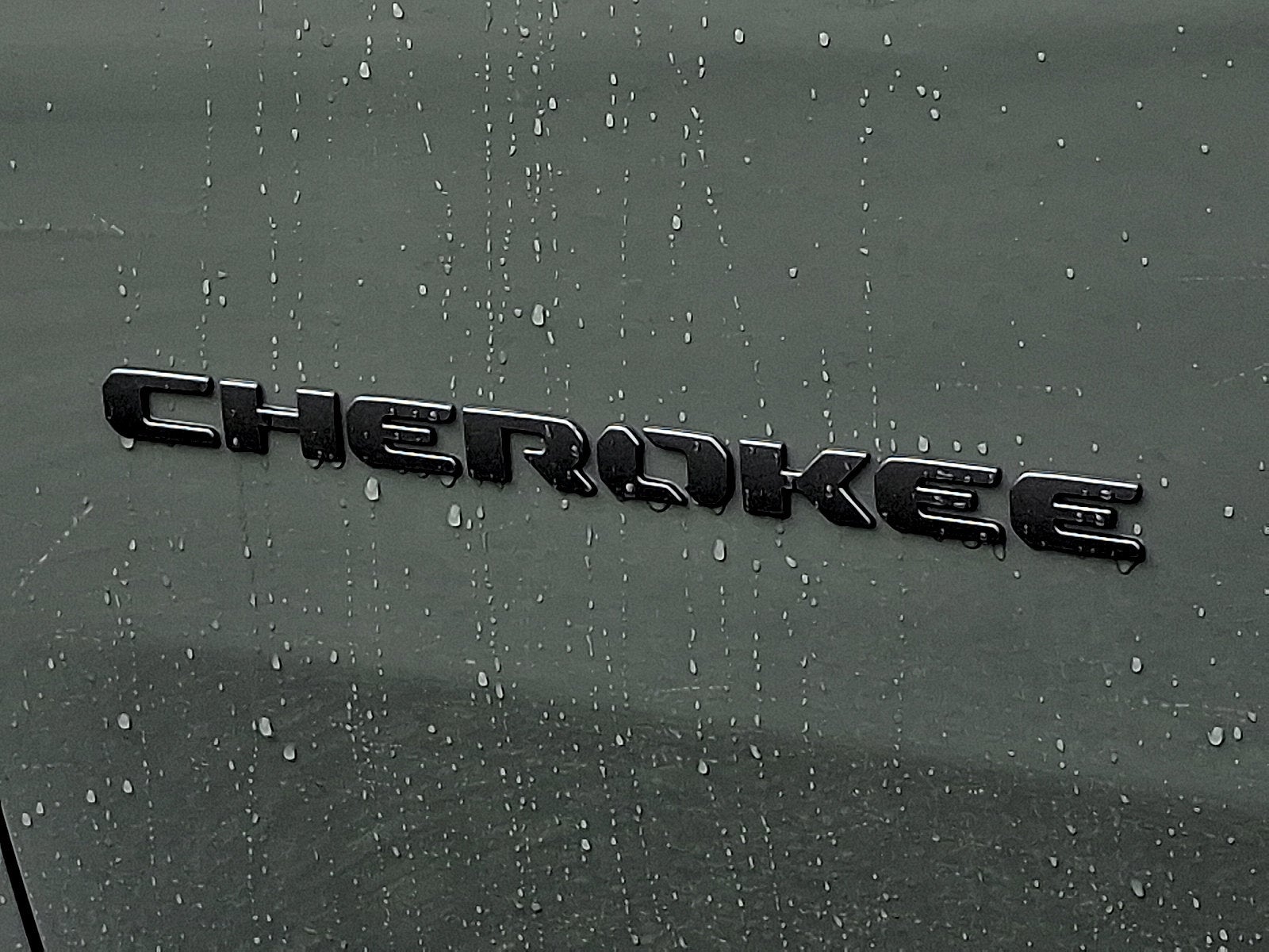 2026 Jeep Cherokee Hybrid Overland