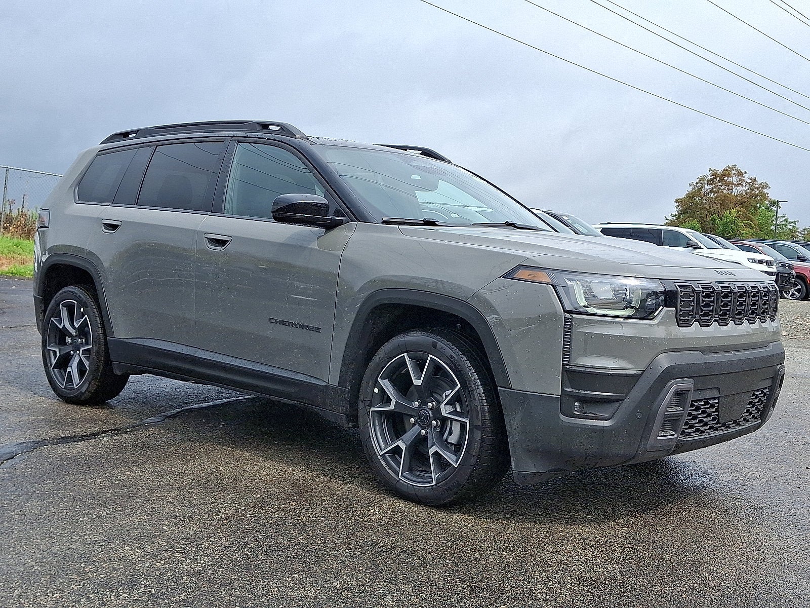 2026 Jeep Cherokee Hybrid Overland