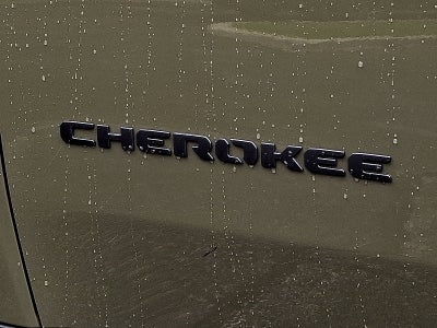 2026 Jeep Cherokee Hybrid Overland