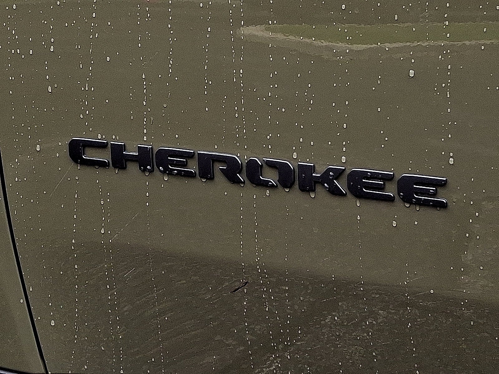 2026 Jeep Cherokee Hybrid Overland