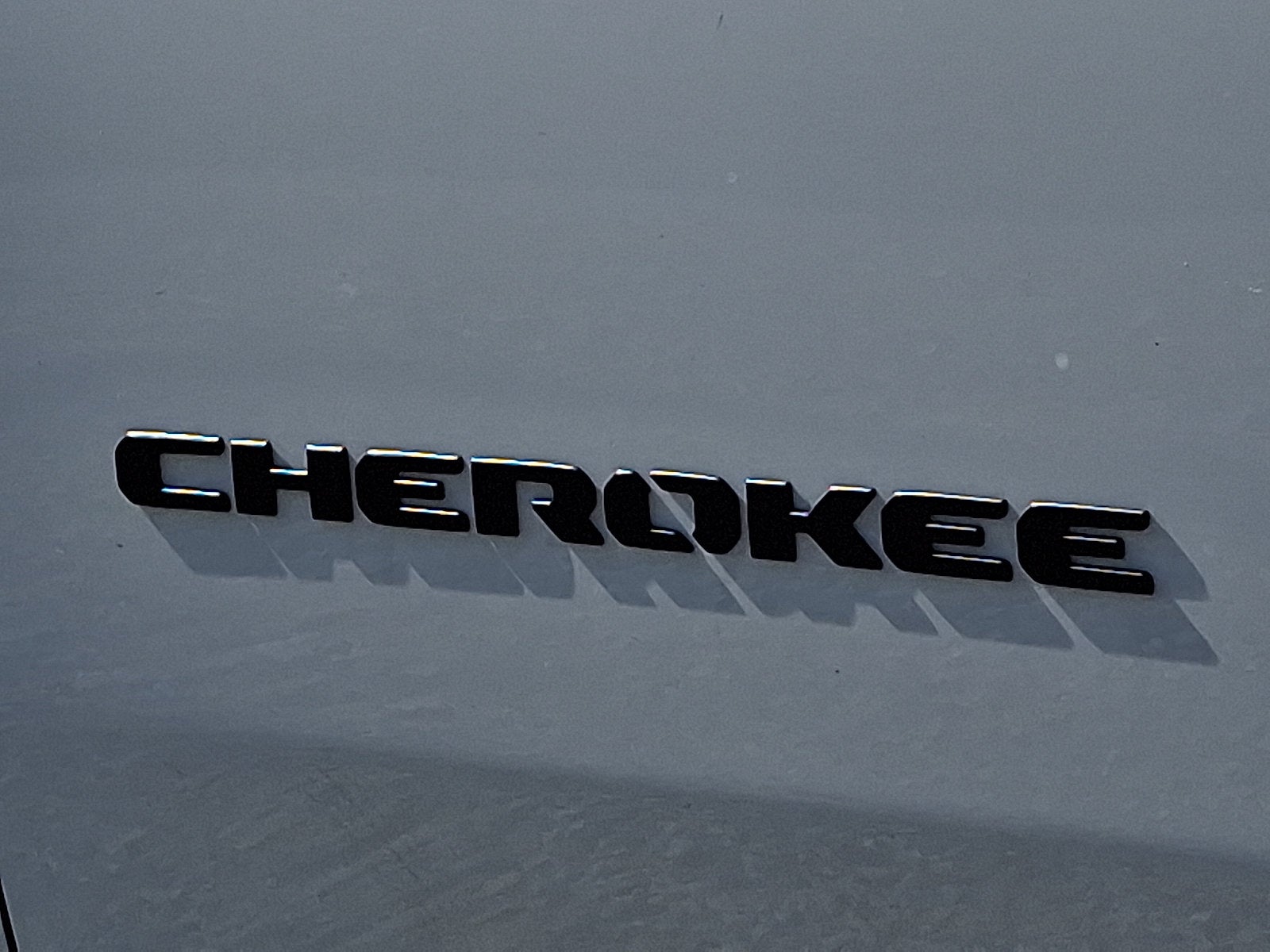 2026 Jeep Cherokee Hybrid Overland