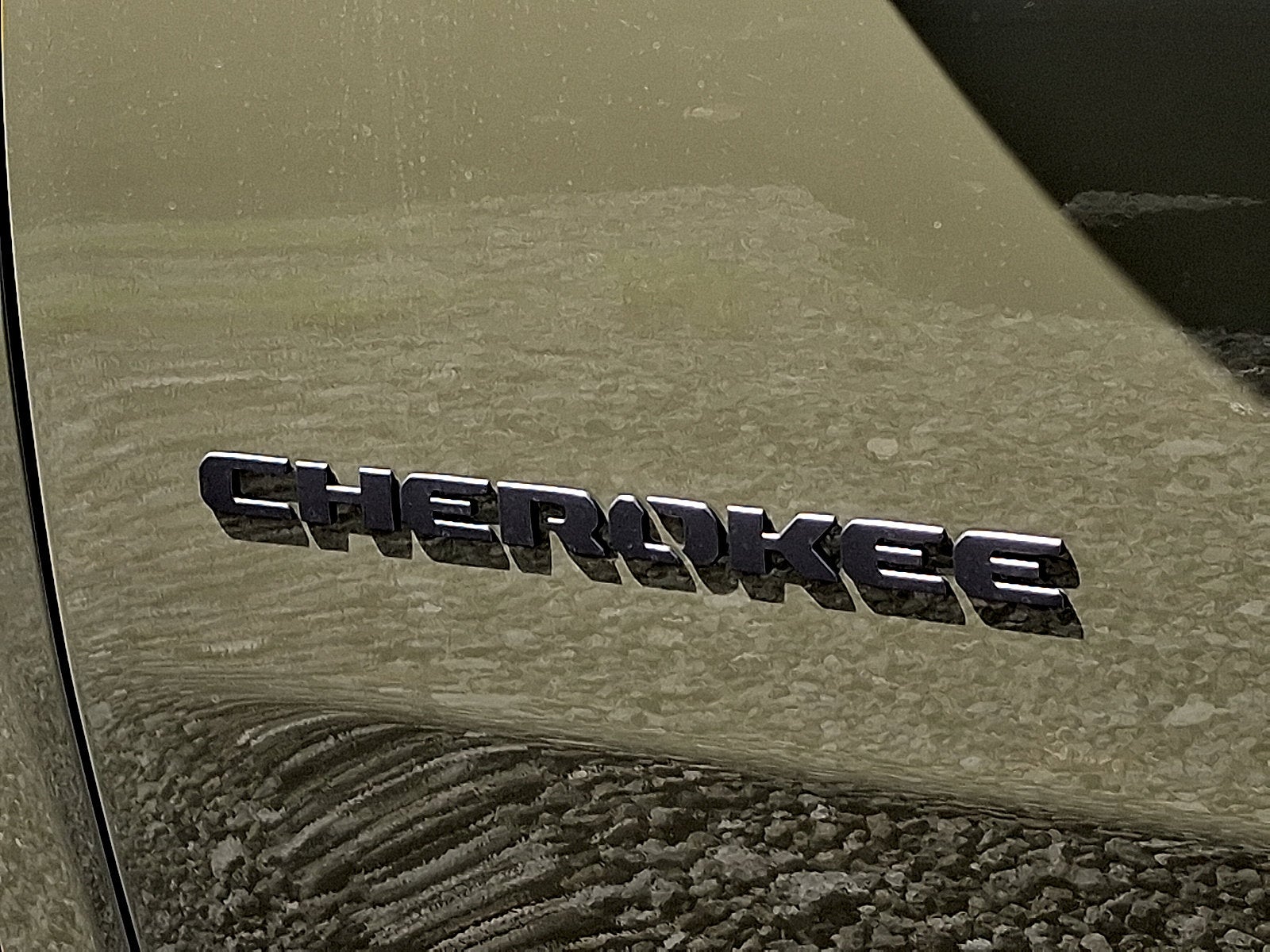 2026 Jeep Cherokee Hybrid Overland