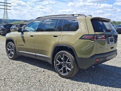 2026 Jeep Cherokee Hybrid Overland