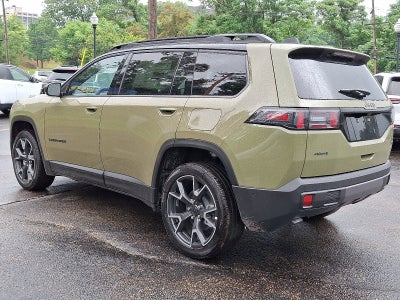 2026 Jeep Cherokee Hybrid Overland