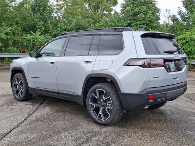 2026 Jeep Cherokee Hybrid Overland