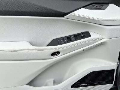 2026 Jeep Cherokee Hybrid Overland