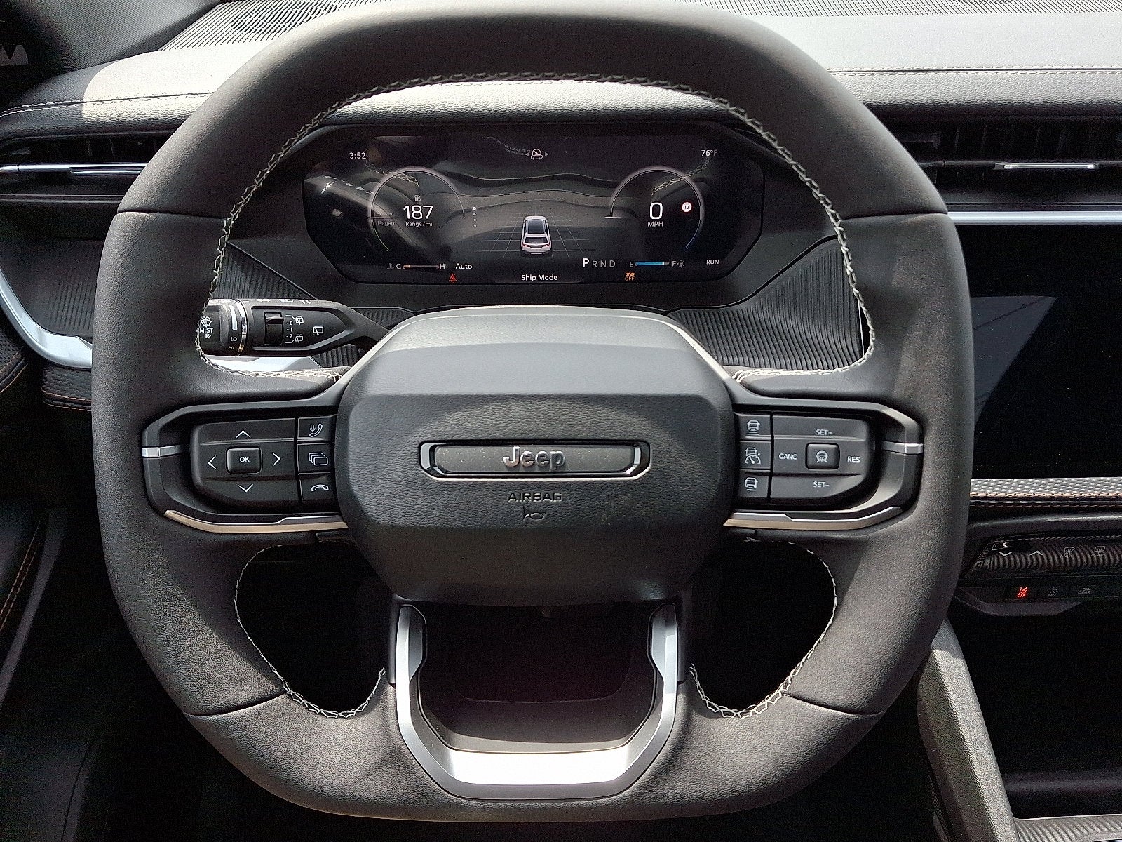 2026 Jeep Cherokee Overland
