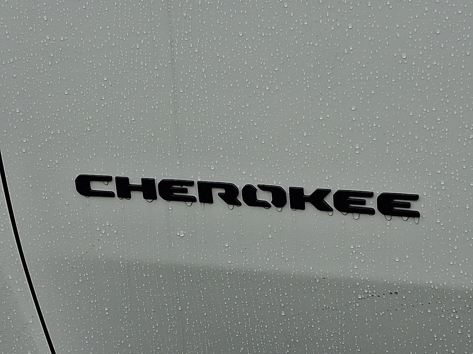 2026 Jeep Cherokee Hybrid Overland