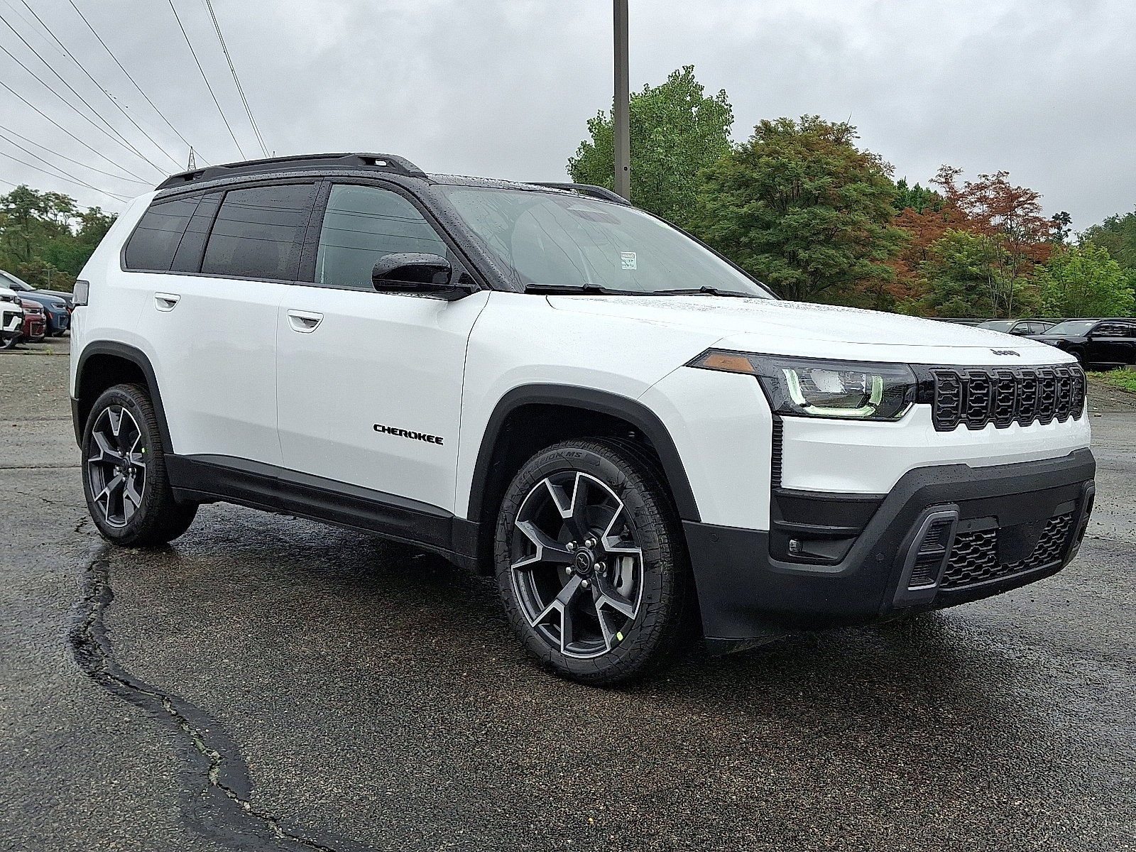 2026 Jeep Cherokee Hybrid Overland