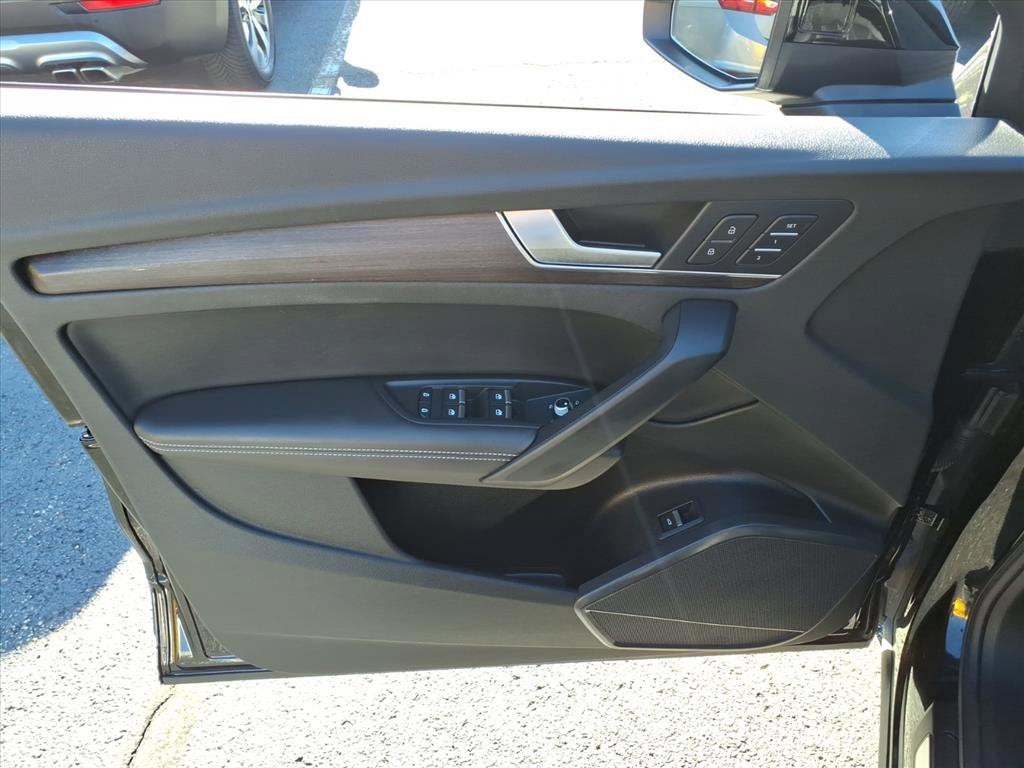 2022 Audi Q5 S line Premium Plus