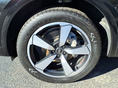 2022 Audi Q5 S line Premium Plus