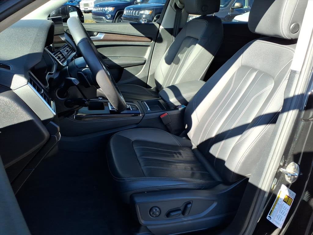 2022 Audi Q5 S line Premium Plus