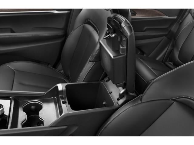 2027 Jeep Grand Cherokee Summit