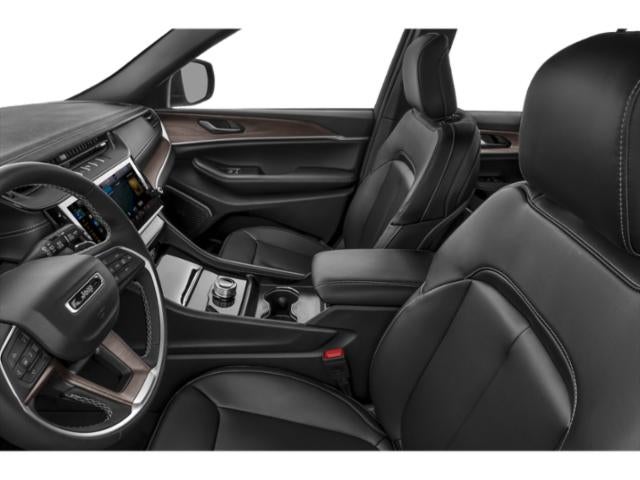 2027 Jeep Grand Cherokee Summit